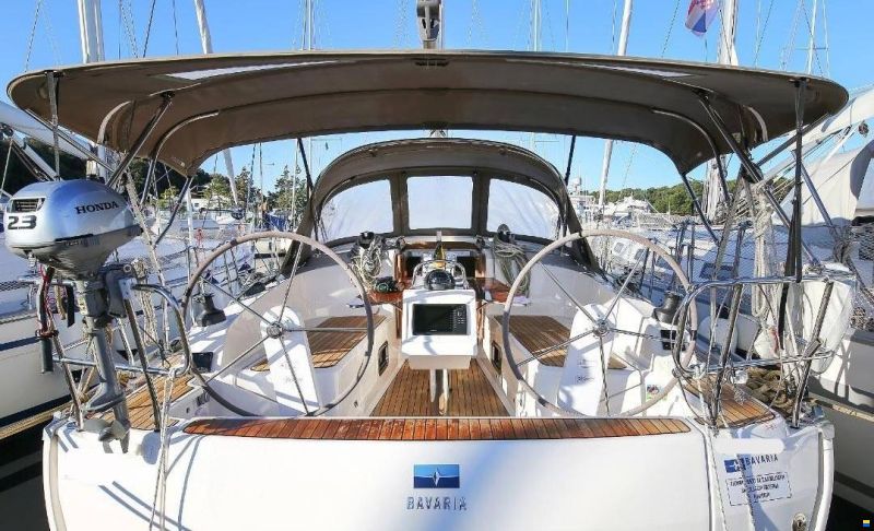 Bavaria 37 Cruiser NEW ENGINE