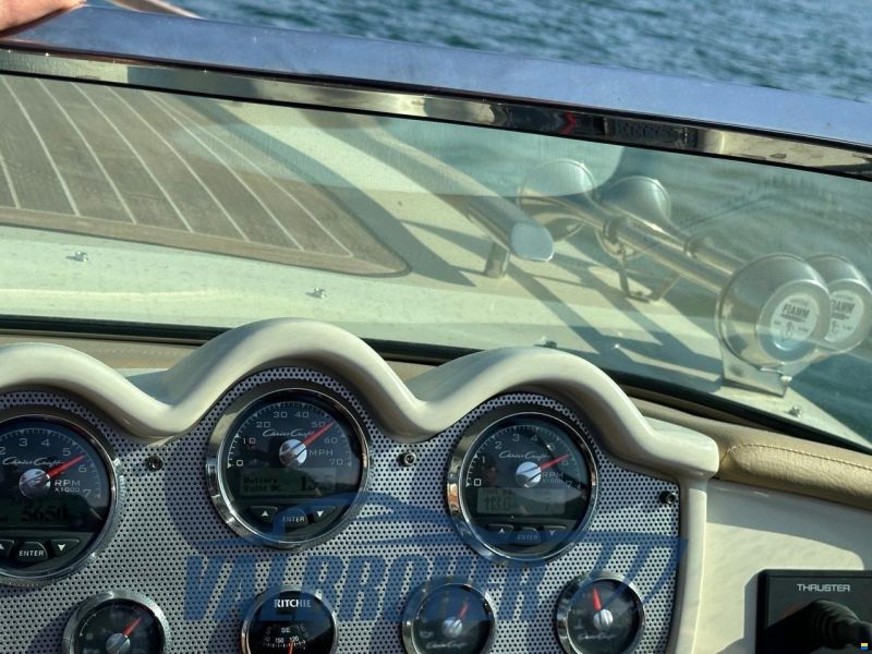 Chris Craft CORSAIR 32