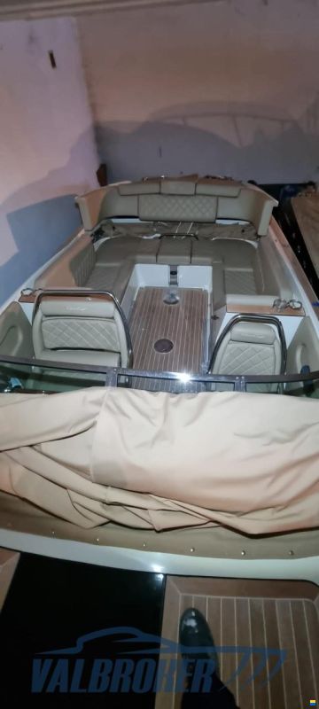 Chris Craft CORSAIR 32
