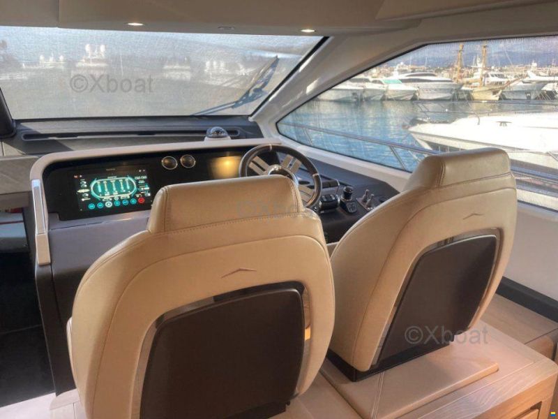 Azimut 72 Fly