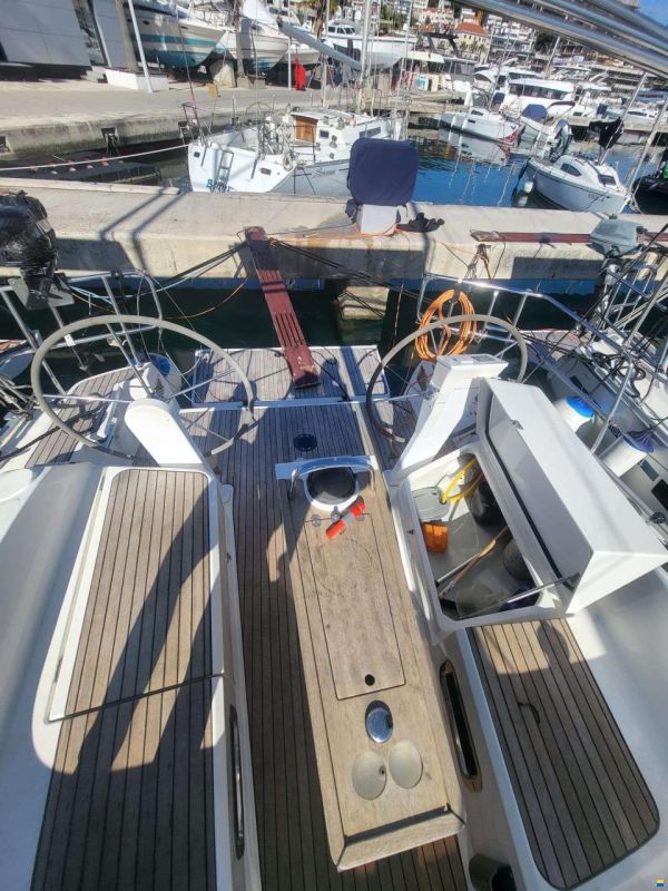 Bavaria 37 CRUISER