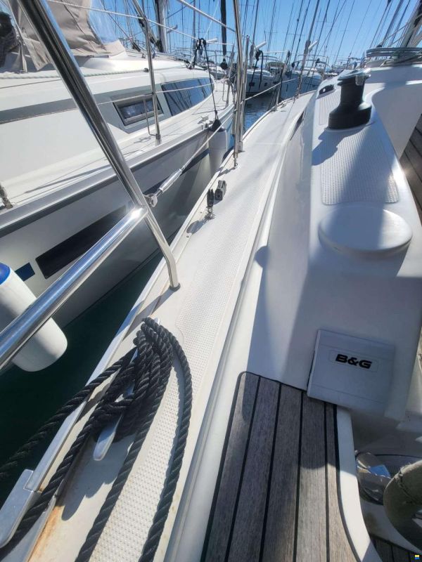 Bavaria 37 CRUISER