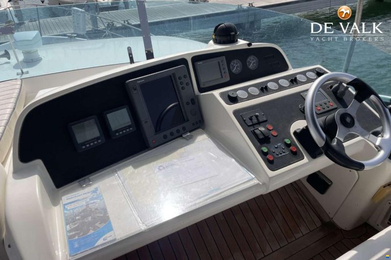 Sealine T51 Motor Yacht