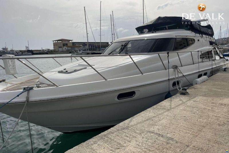 Sealine T51 Motor Yacht
