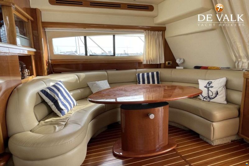 Sealine T51 Motor Yacht