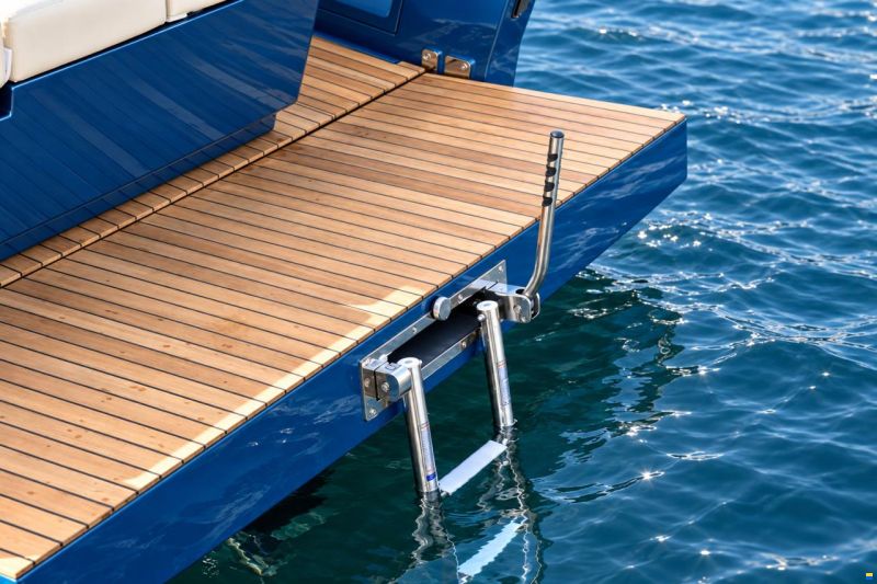 Ganz Boats Ovation 7X Cruiser