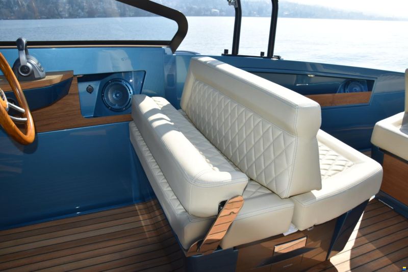 Ganz Boats Ovation 7X Cruiser