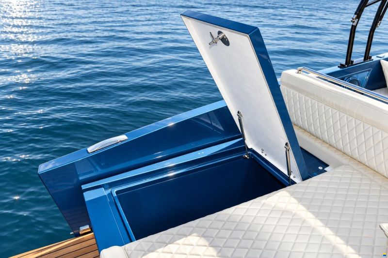 Ganz Boats Ovation 7X Cruiser