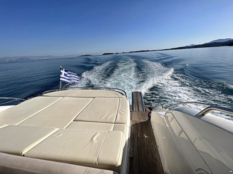 Princess V53