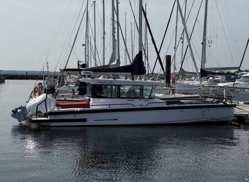 Axopar 28