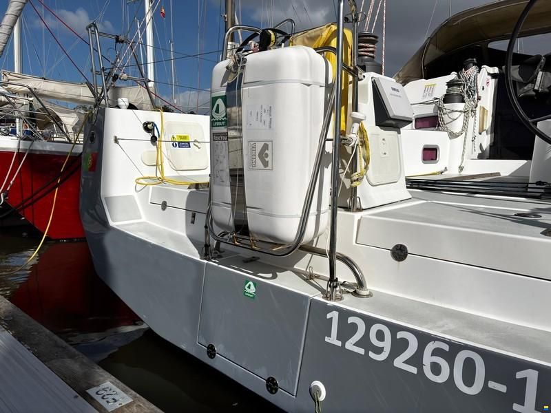 RM Yachts 1350