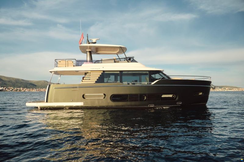 Azimut Magellano 60