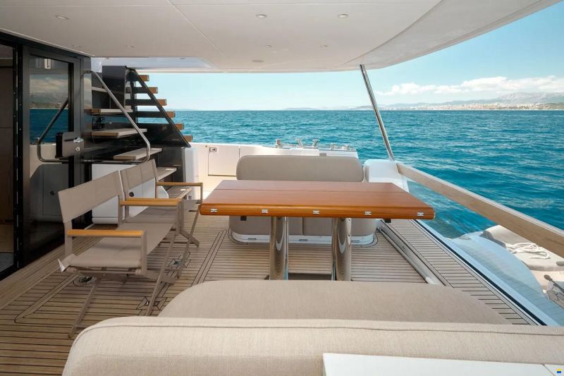 Azimut Magellano 60