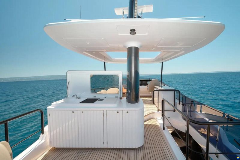 Azimut Magellano 60