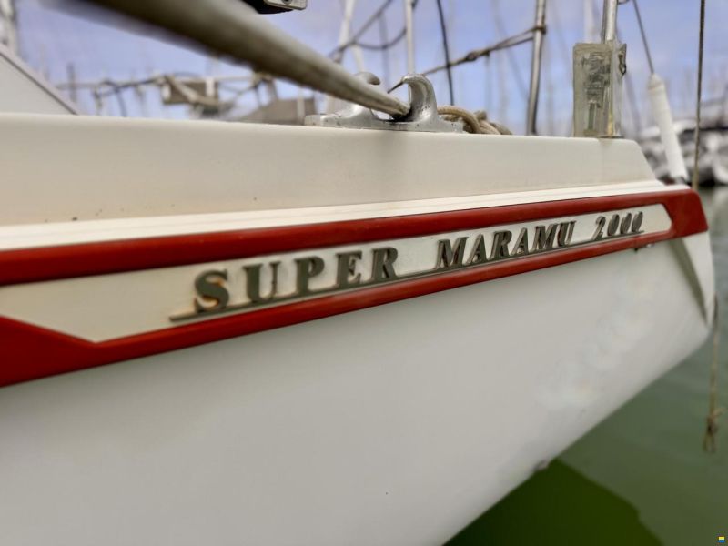 Amel Super Maramu 2000 Red Line