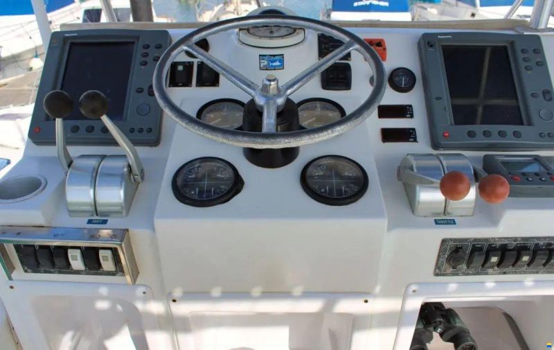 Luhrs 34 Convertible