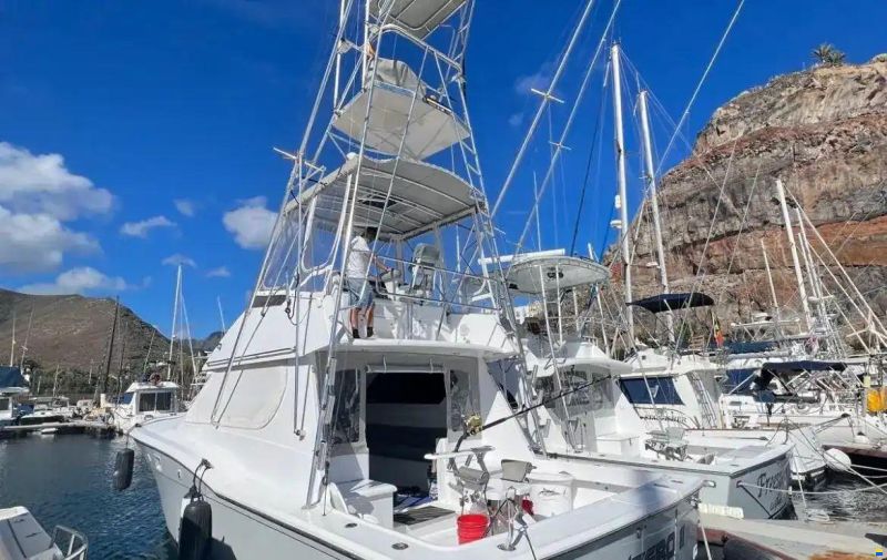 Hatteras 39 Convertible
