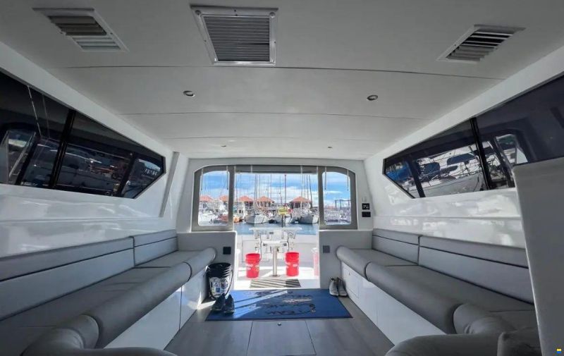 Hatteras 39 Convertible