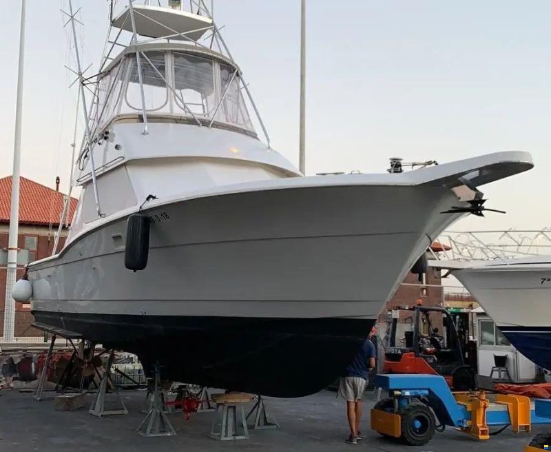 Hatteras 39 Convertible
