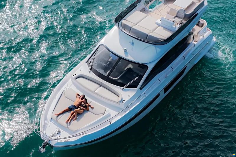 Azimut FLY 53