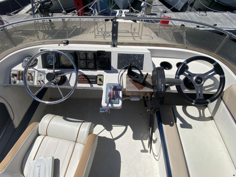 Bayliner 2858 Classic Flybridge