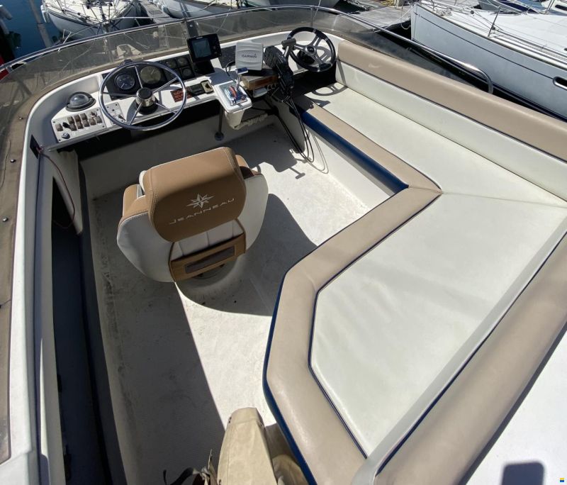 Bayliner 2858 Classic Flybridge