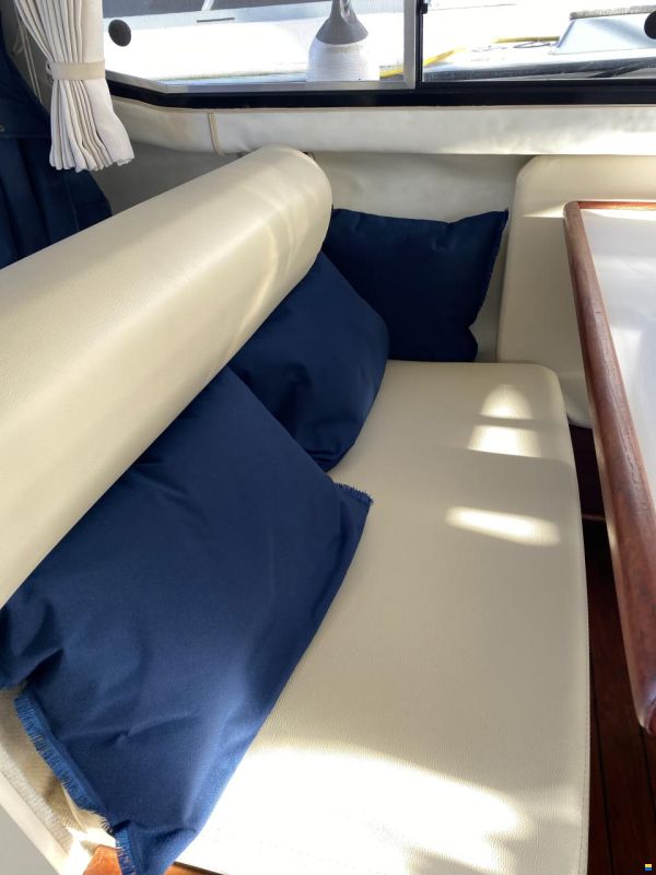 Bayliner 2858 Classic Flybridge