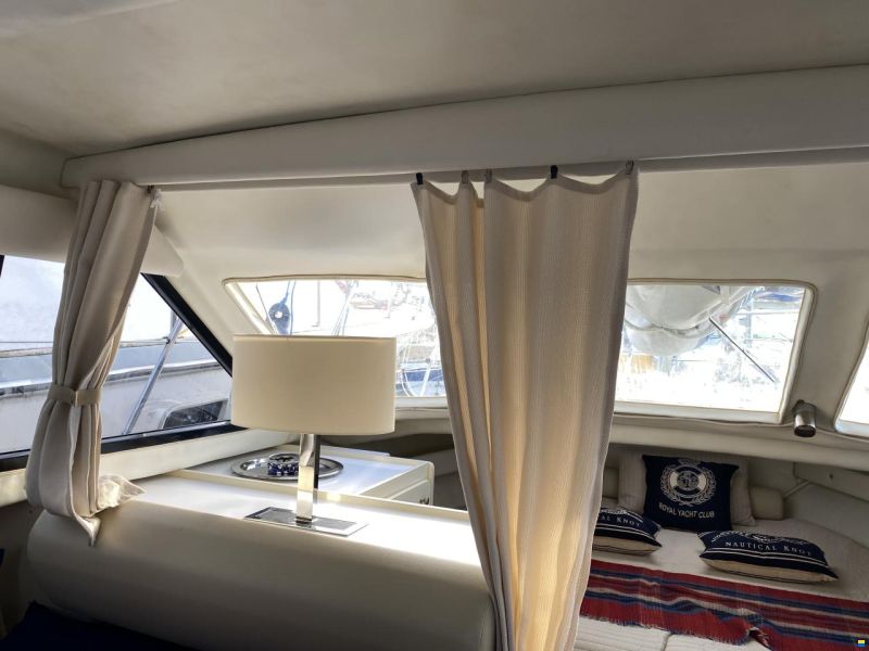 Bayliner 2858 Classic Flybridge