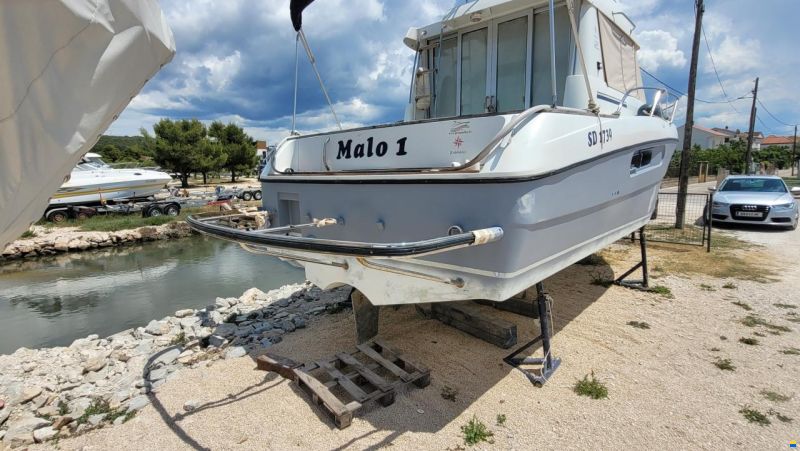 Jeanneau Merry Fisher 800