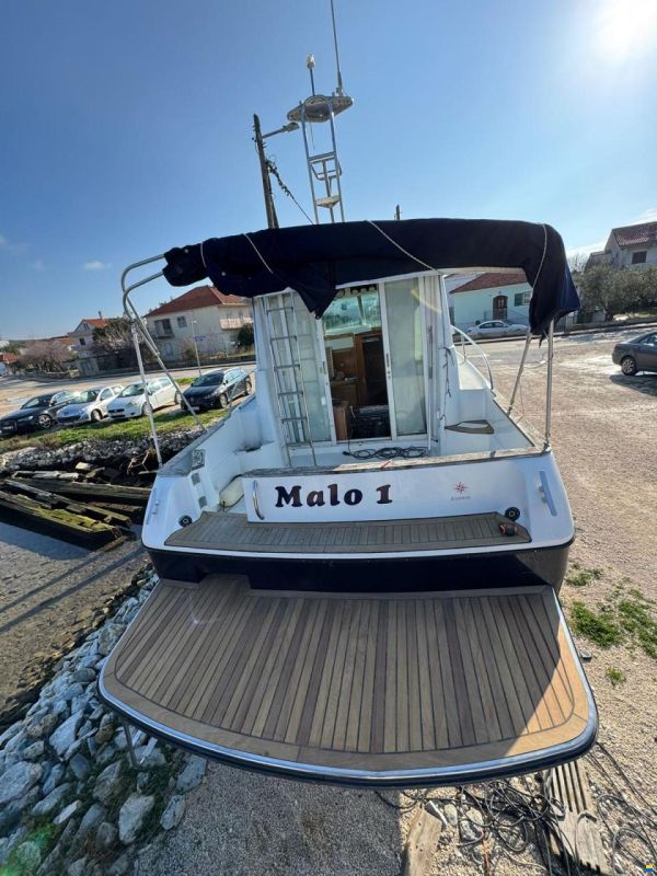 Jeanneau Merry Fisher 800