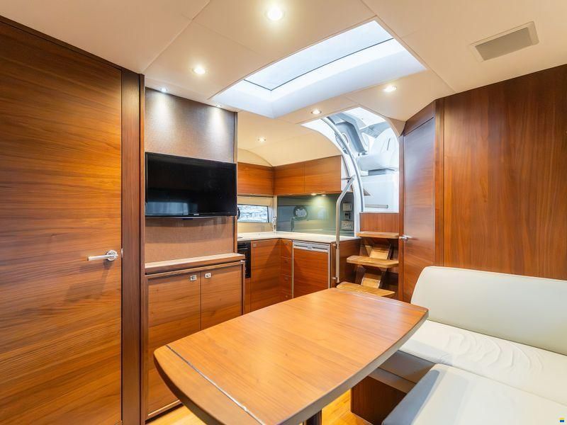 Princess V40