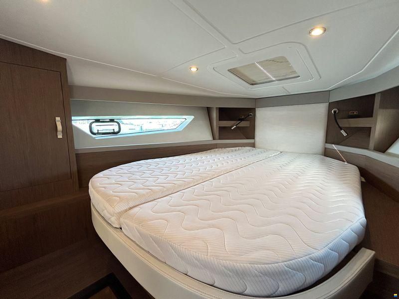 Jeanneau Beneteau Group Gran Turismo 40