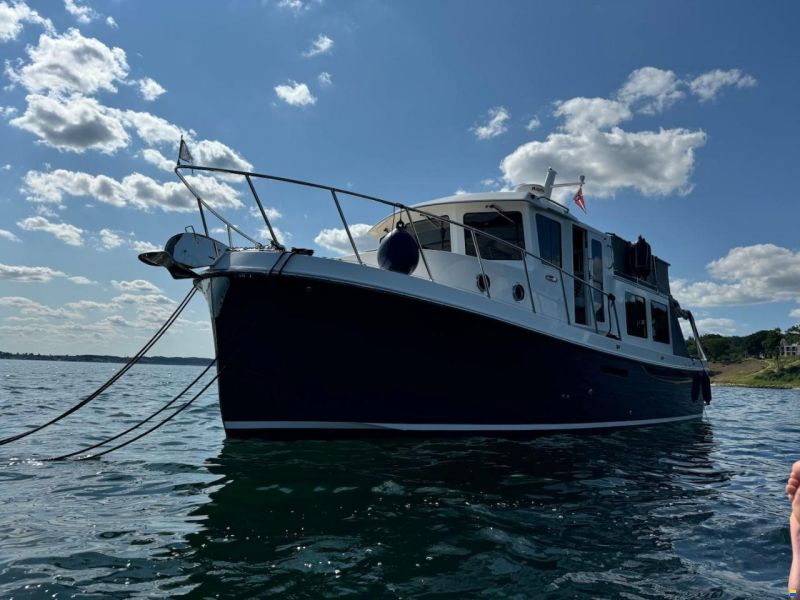 American Tug 34