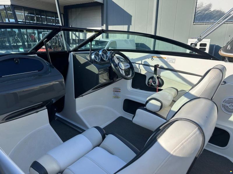 Sea Ray 190 Sport Bowrider
