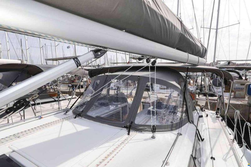 Bavaria C42