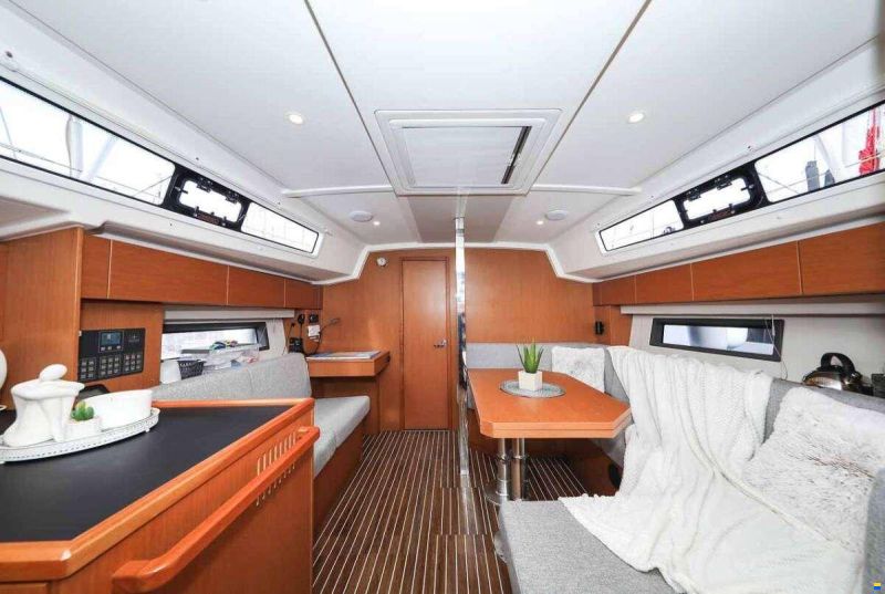 Bavaria C42