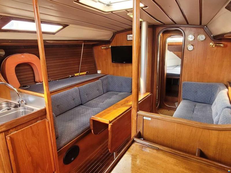 Beneteau First 35