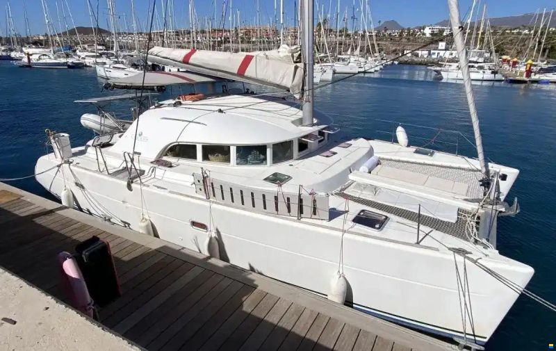 Lagoon 380