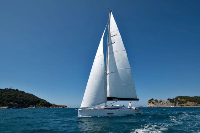 Lagoon 380