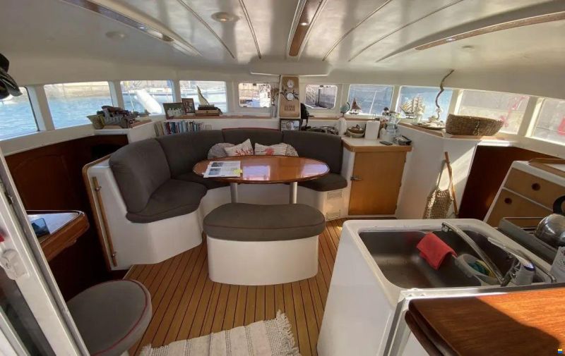 Lagoon 380