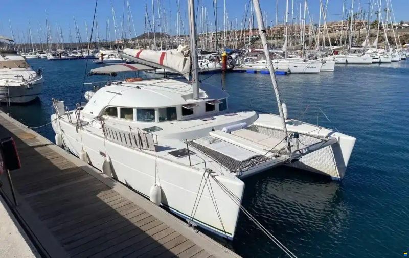 Lagoon 380