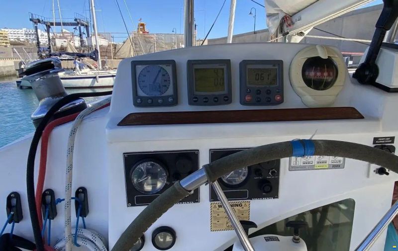 Lagoon 380