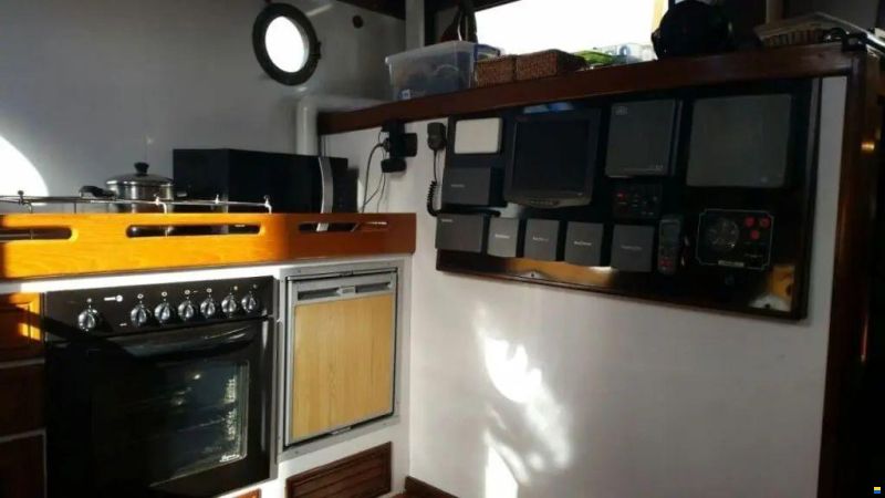 Custom Boats Staysail Schooner