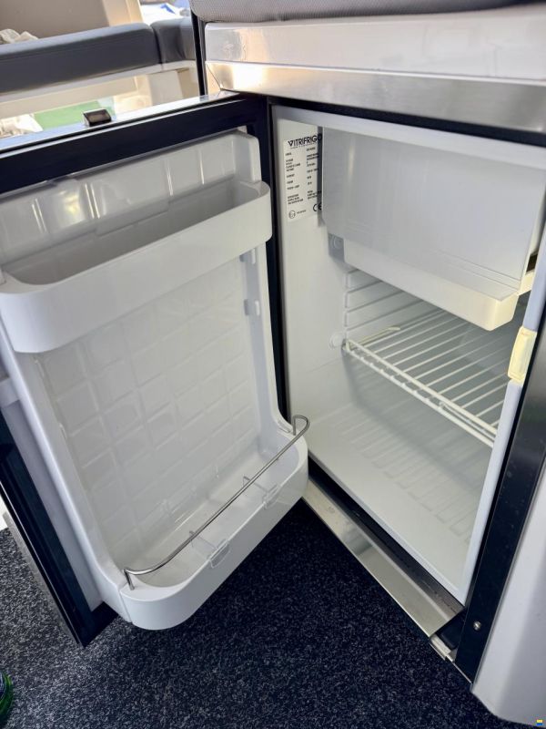 Parker 750 Cabin Cruiser