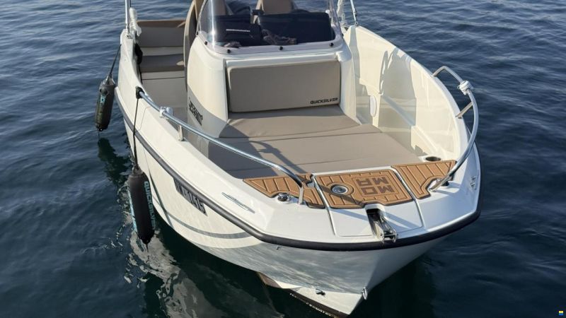 Quicksilver Activ 555 Open
