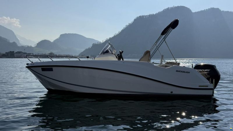 Quicksilver Activ 555 Open