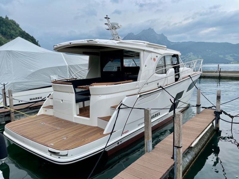 Marex 330