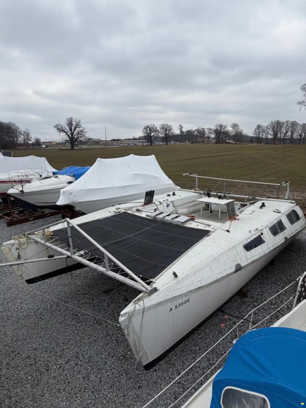 15 qm Catamaran Sport