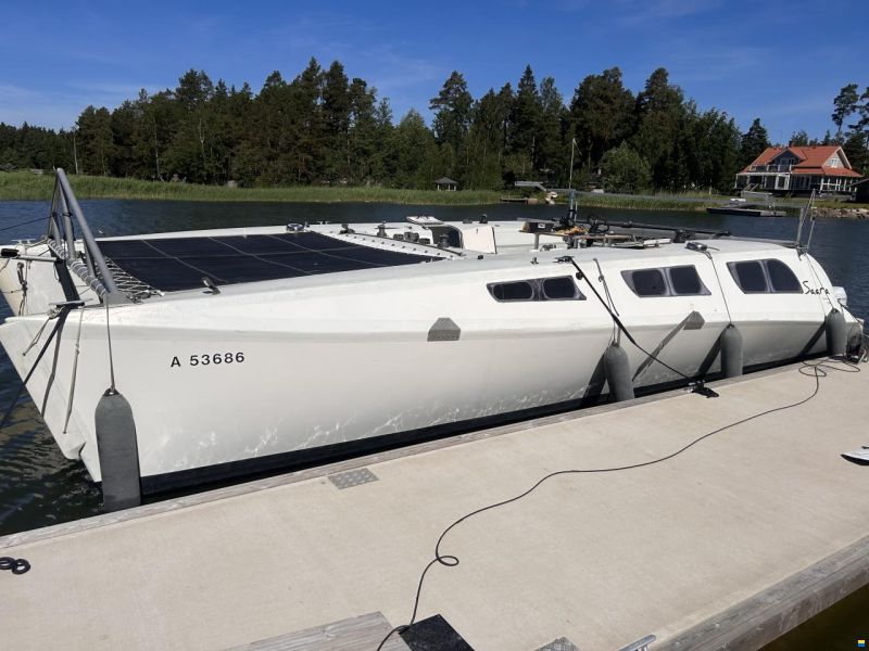15 qm Catamaran Sport