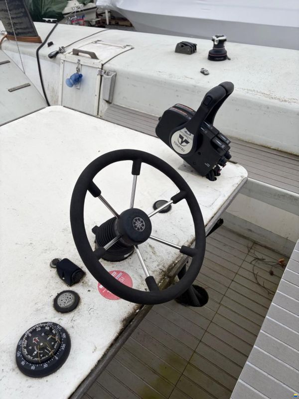 15 qm Catamaran Sport
